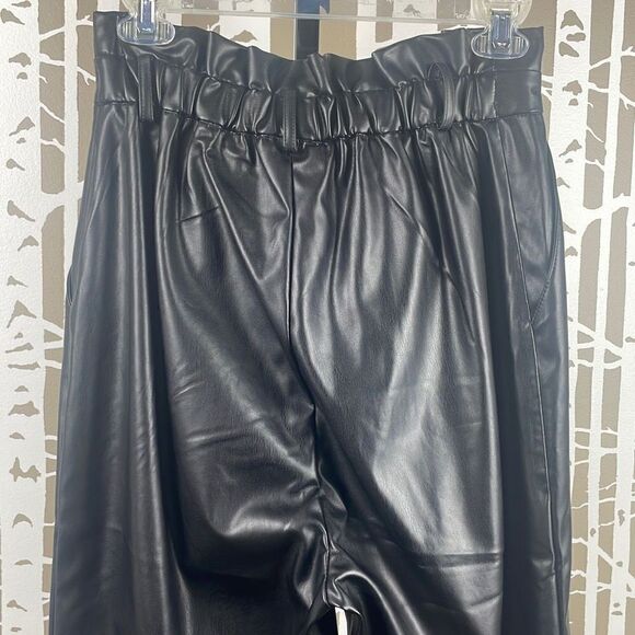BB Dakota NEW $110 Black Faux Leather High Rise Paper Bag Waist Pants sz 10 - Picture 9 of 12